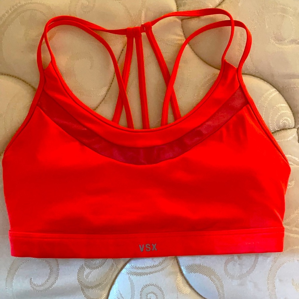 Cross back sports bra